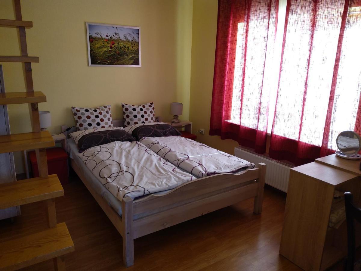 Apartamentai Geguciu Gatveje Клайпеда Экстерьер фото